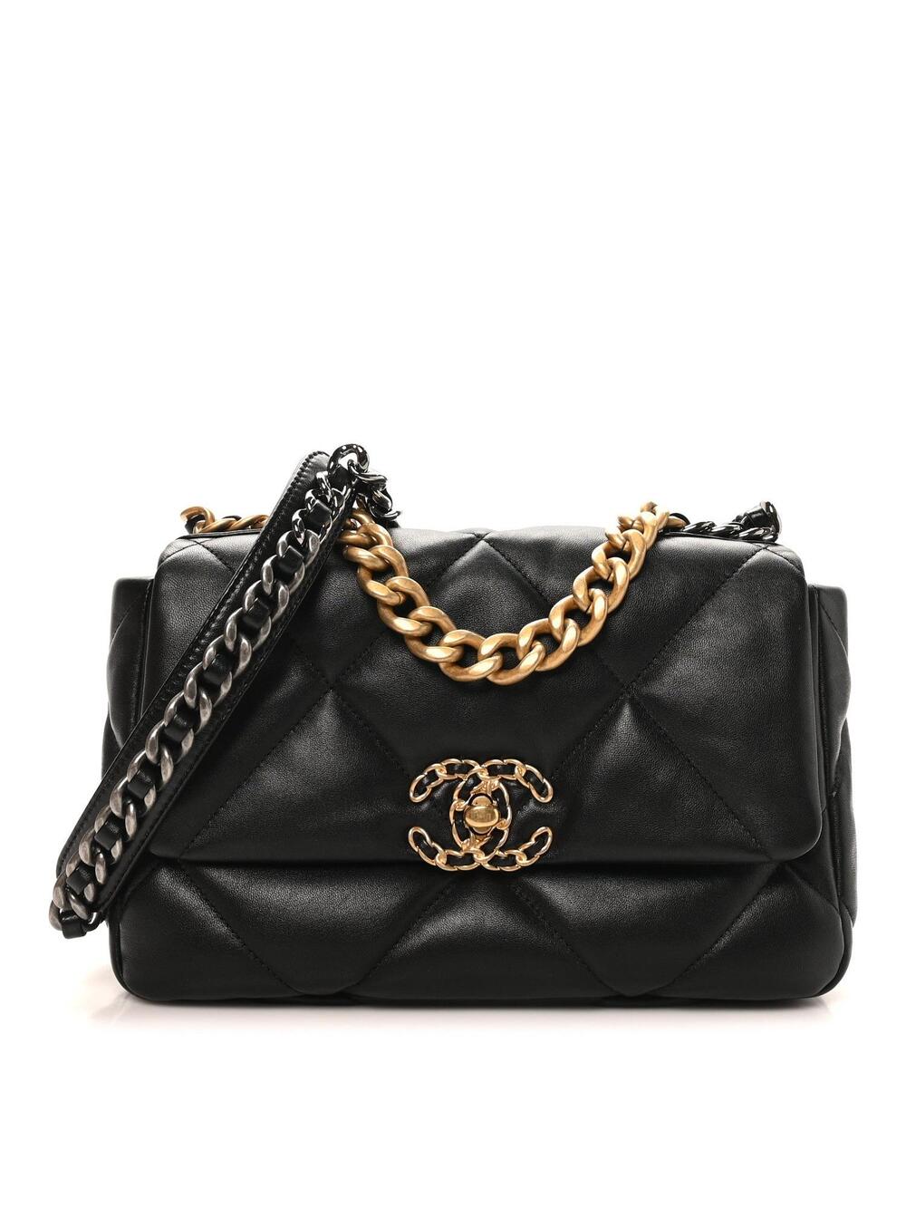 Lambskin Quilted Medium Chanel 19 Flap #300543C54B